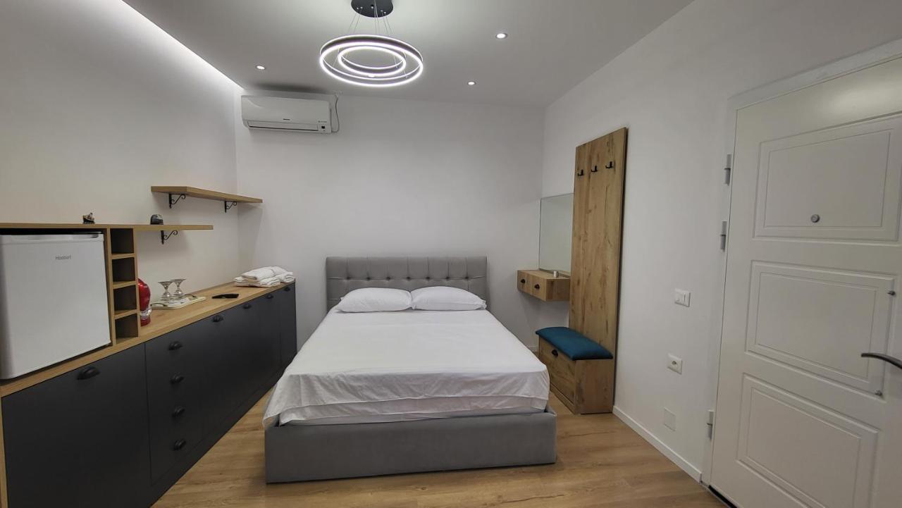 Karanxha'S Room Tiranë Eksteriør bilde
