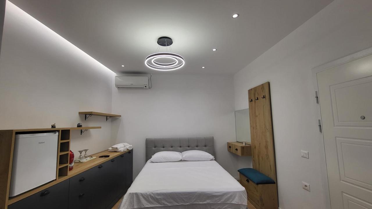 Karanxha'S Room Tiranë Eksteriør bilde